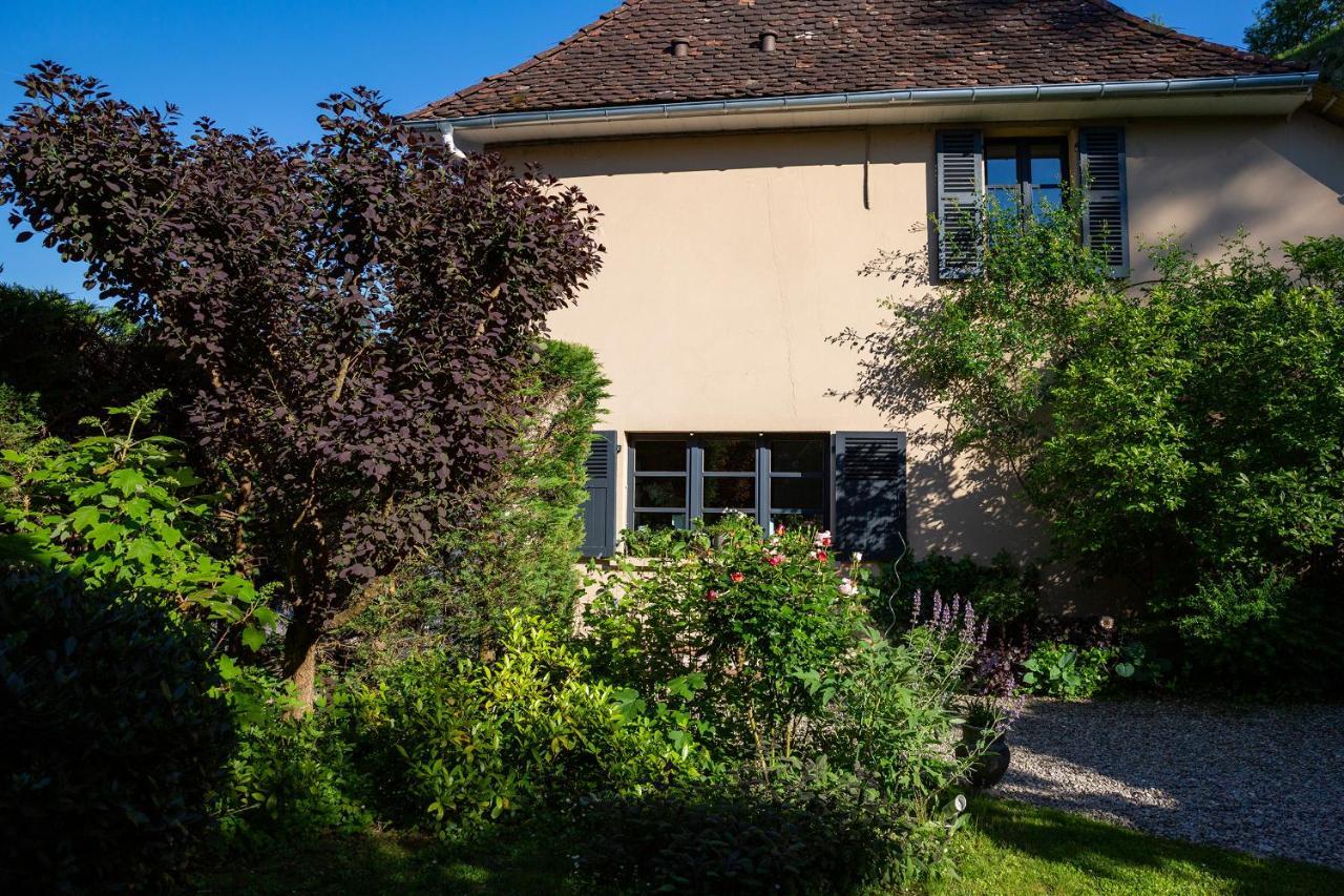 Côté Jardin, Chambres d’hôtes B&B Le Pont-de-Beauvoisin Exterior foto
